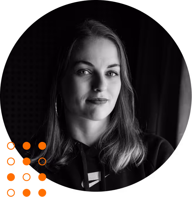 Klara Chvojkova | Symbio