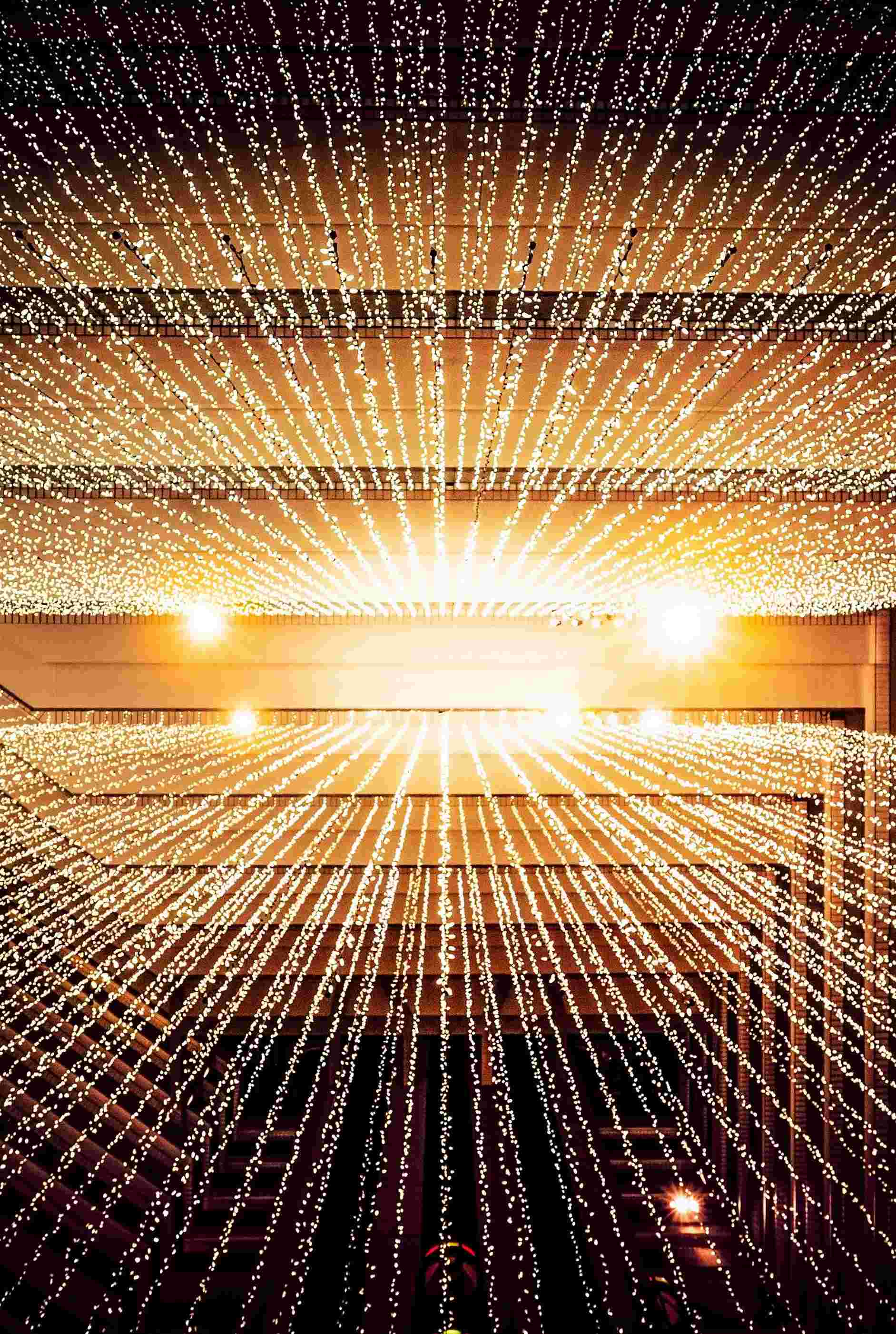 image of an office collaboration scene (for a mobility and transportation)