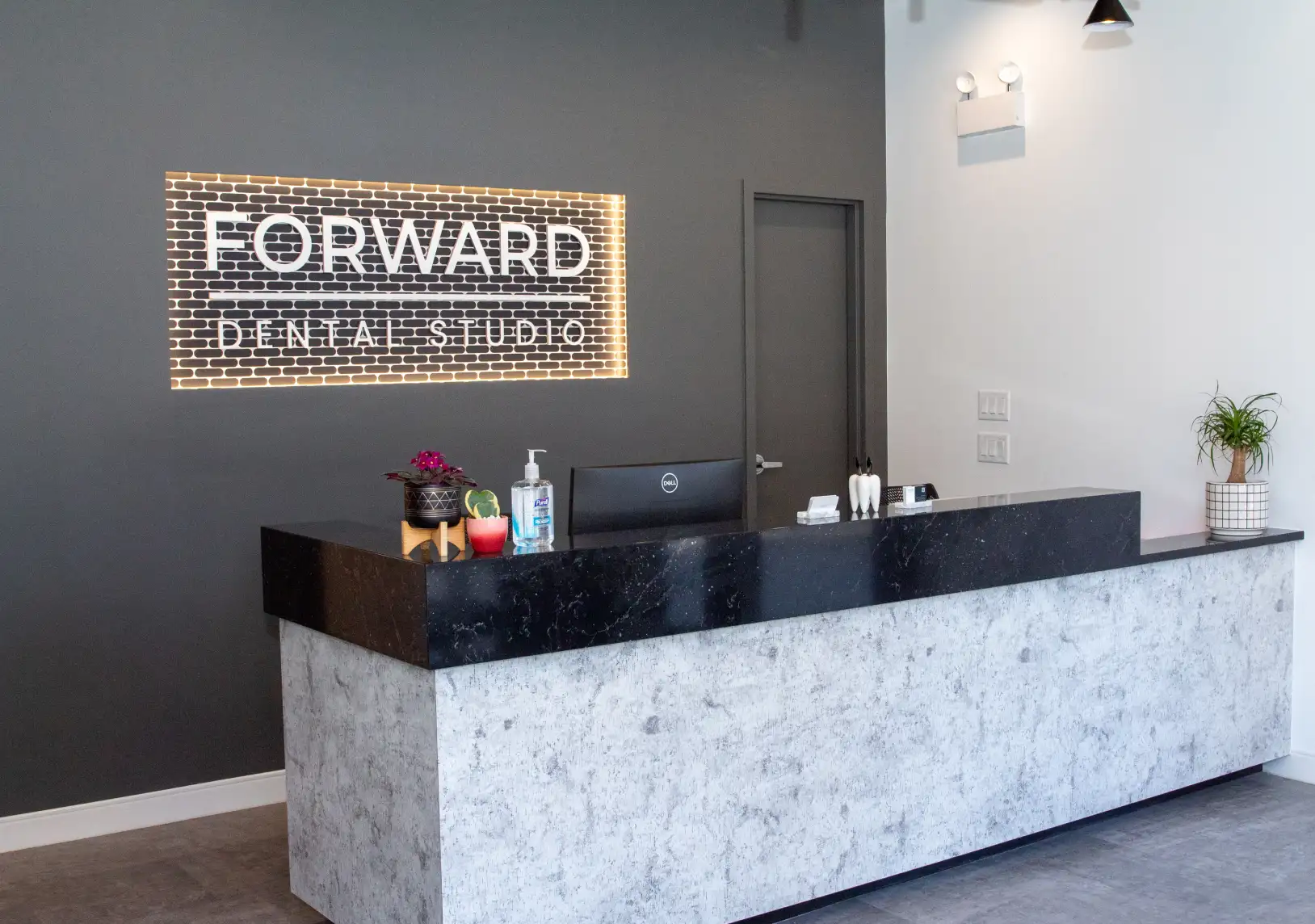 Forward Dental Studio office