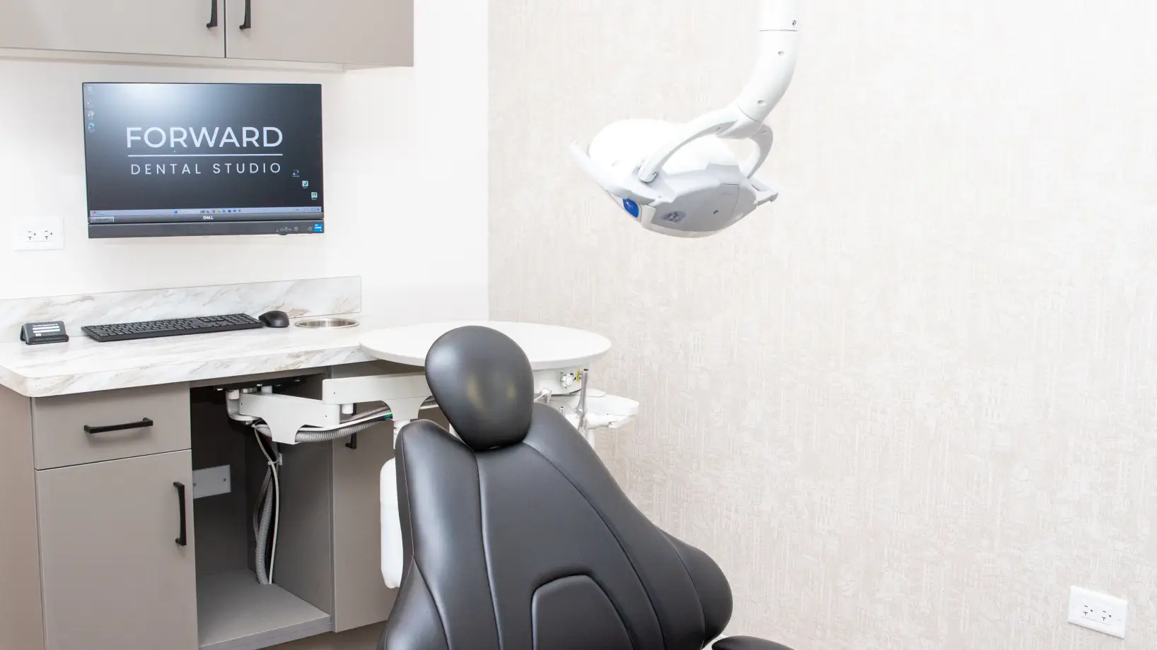 Forward Dental Studio office