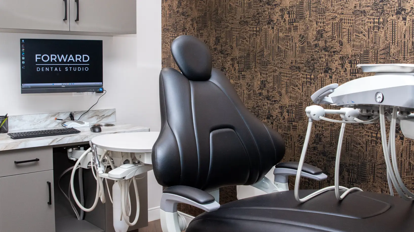Forward Dental Studio office