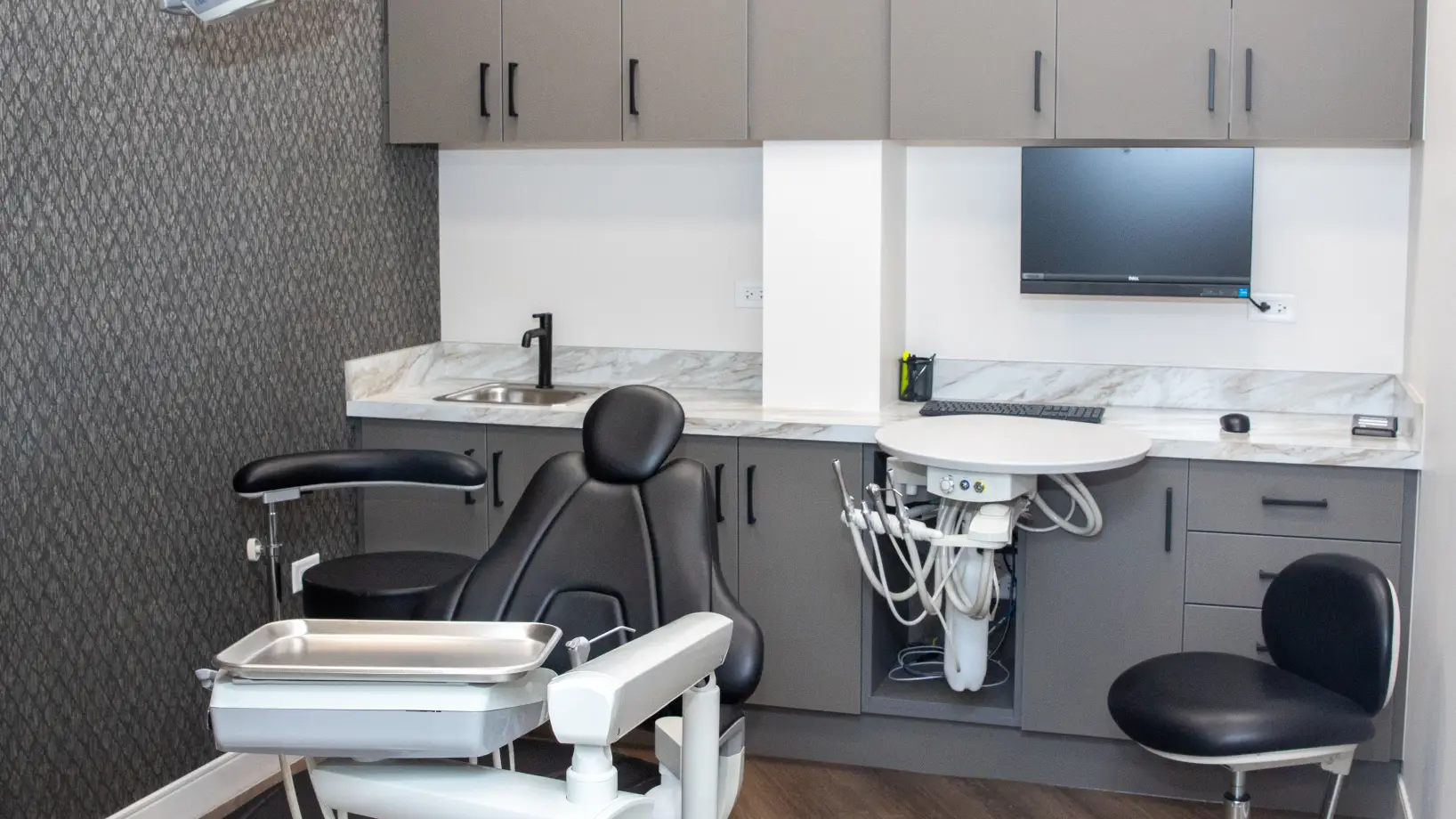 Forward Dental Studio office
