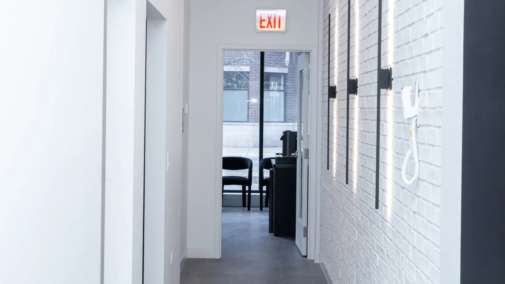 Forward Dental Studio office