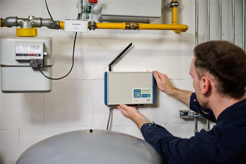 Als zentrale Steuerbox erfasst das KUGU Hub Anlagendaten lokal und steuert Heizsysteme automatisiert über die Cloud. Quelle: KUGU