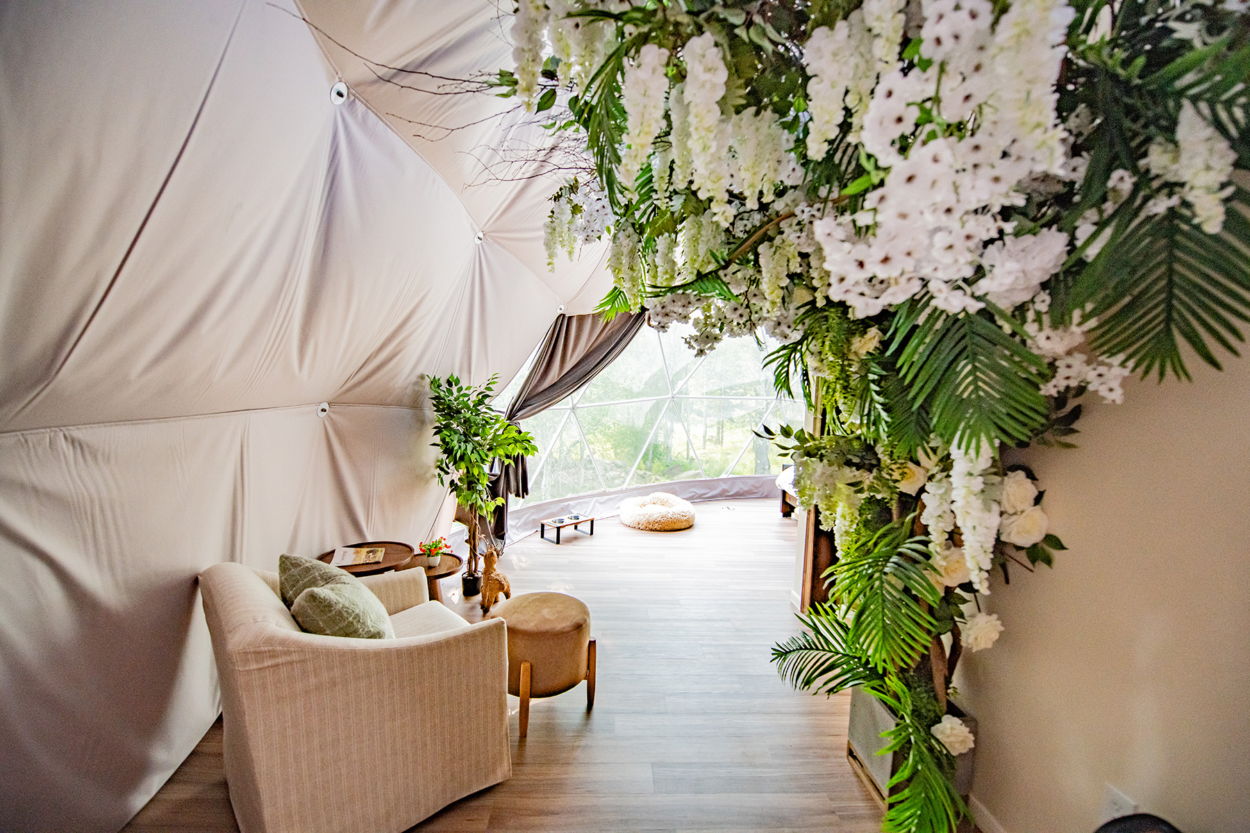floral decor detail inside the dome at Unique Escapes NY