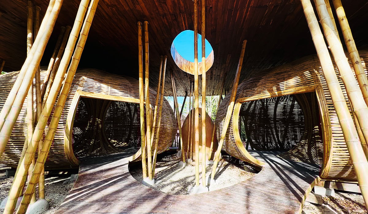 Emerita-36-Peregrina-Expats-00