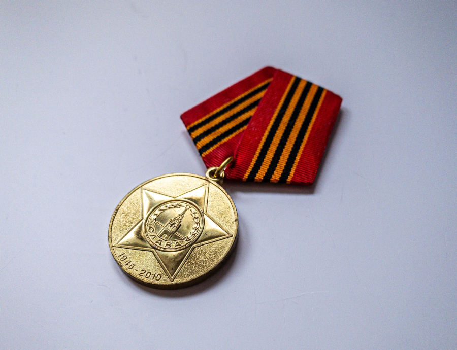 Cum investești în imobiliare fără să cumperi o casă: ghidul ETF-urilor de real estate