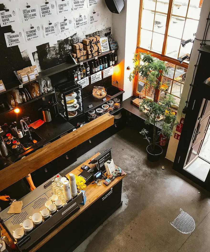 pexels-zvolskiy-2199190 1