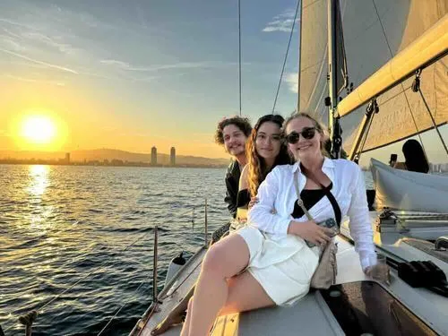 Sunset cruise Barcelona