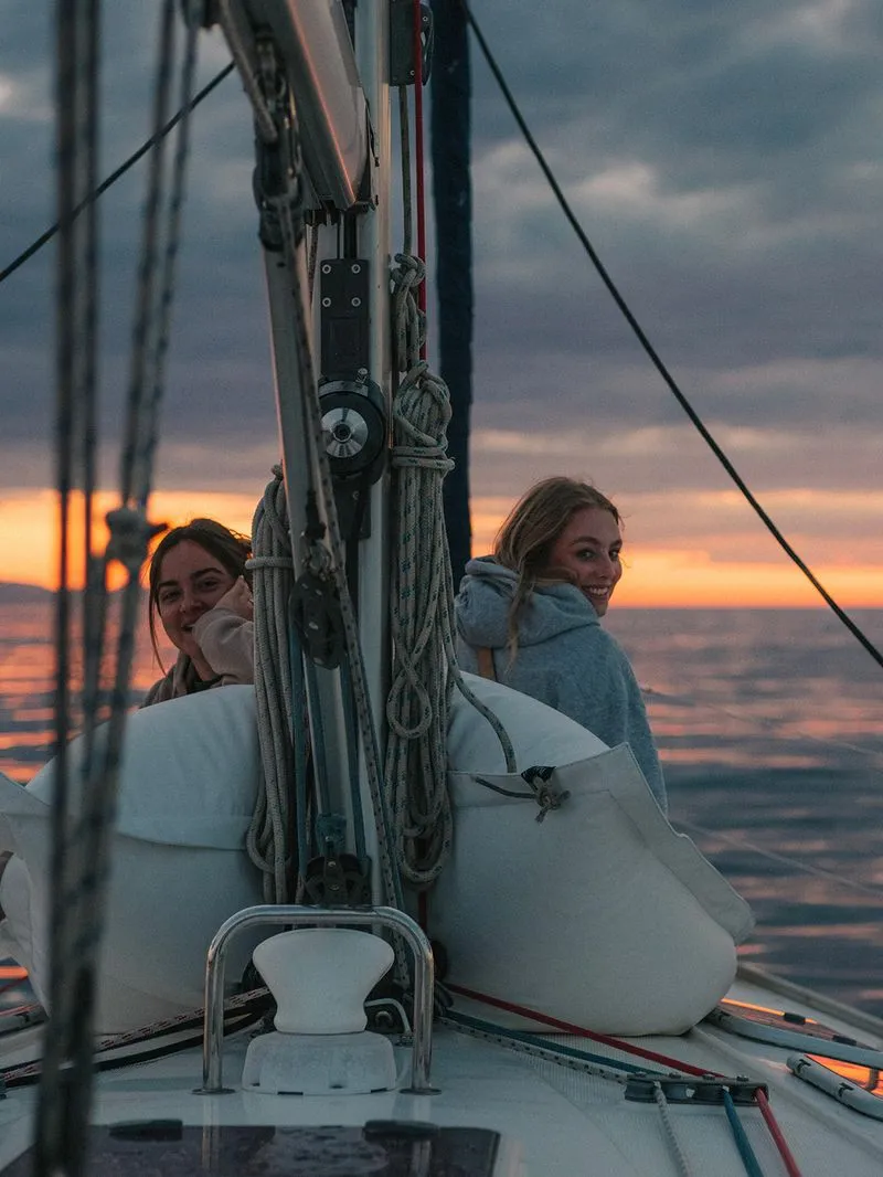 girls on a boat in barcelona