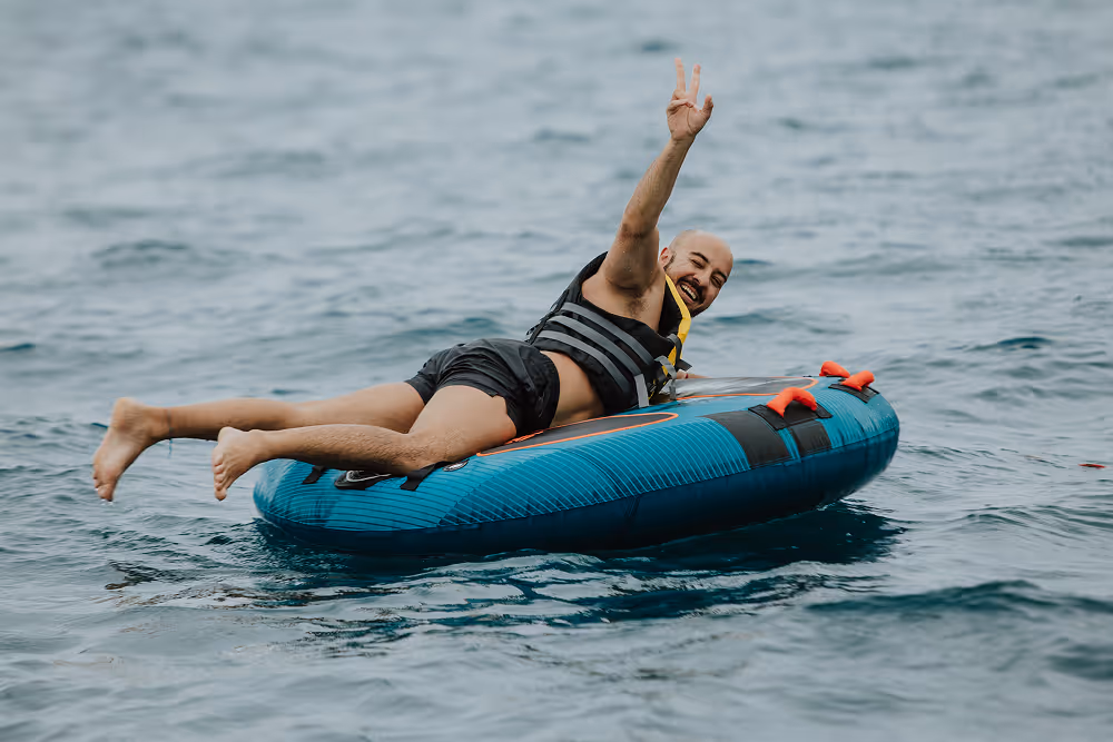 donut watersports barcelona