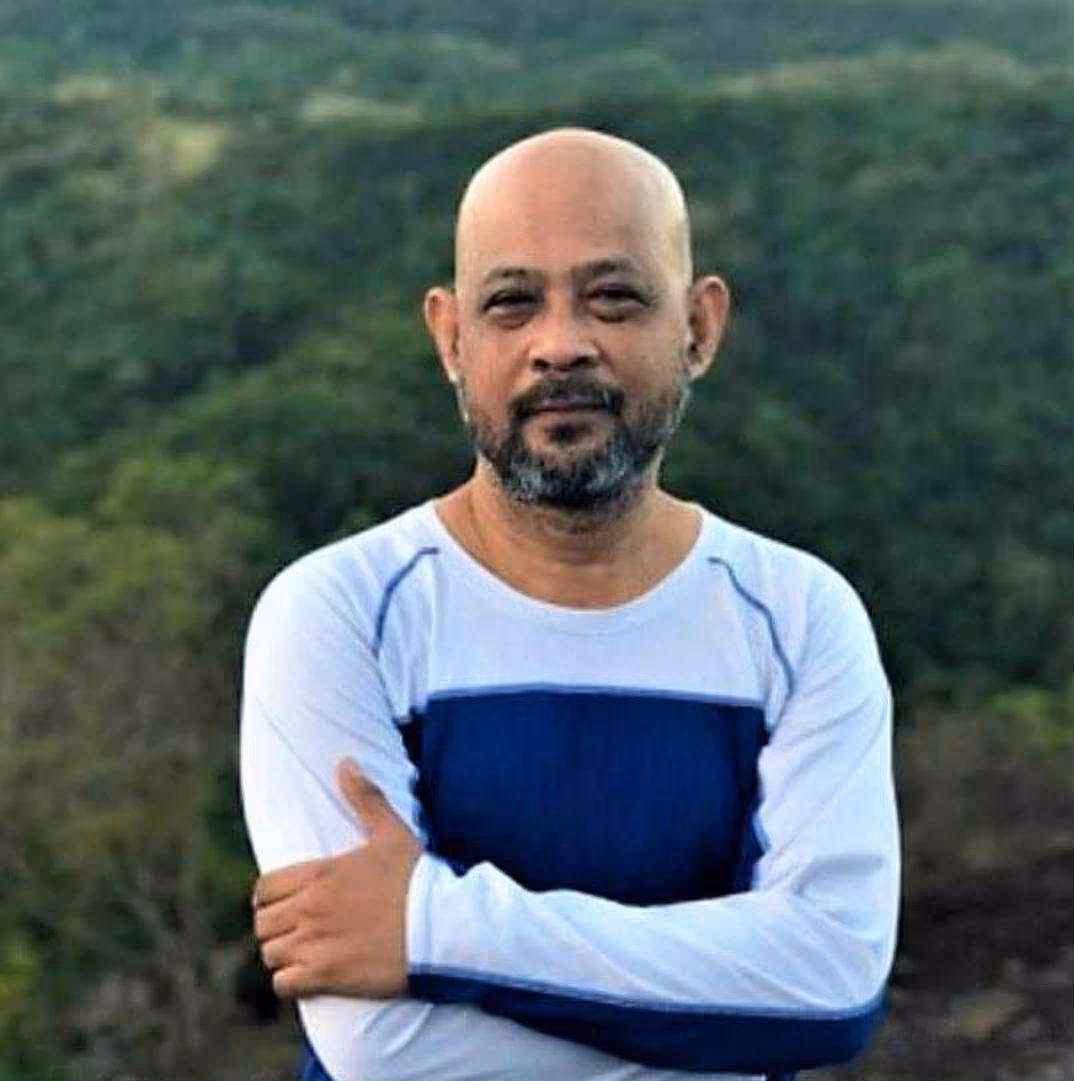 [headshot] image of customer (for a bakery)