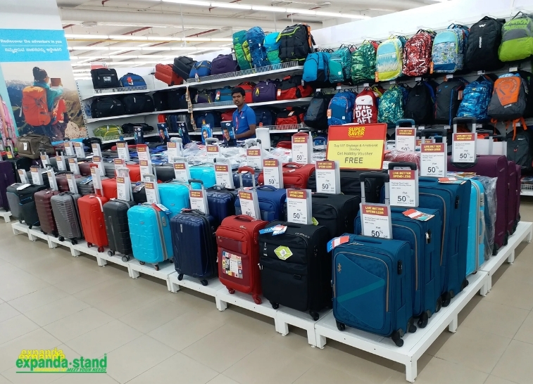 Luggage Display Podium Type 2