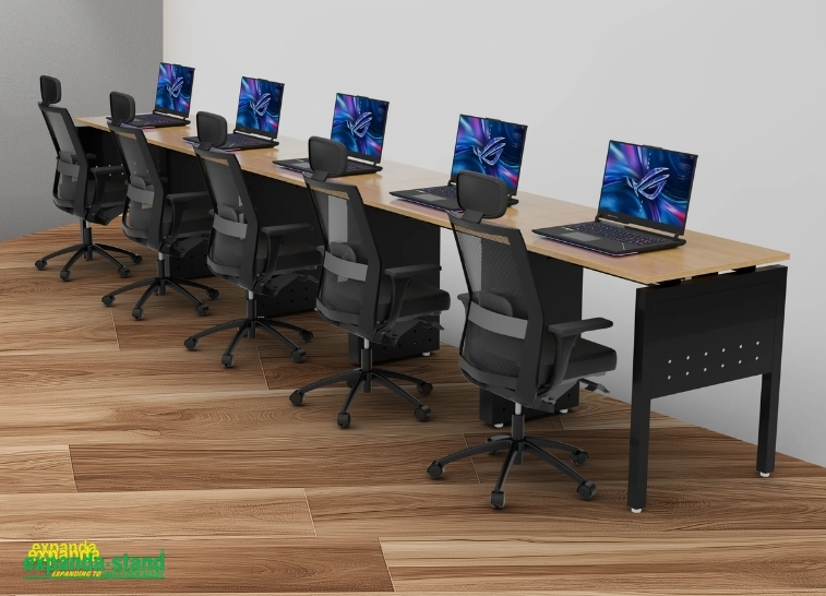 5 Seater Wall Worktable for collaborative work