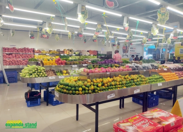 SS Island F&V Racks with Curved End Display