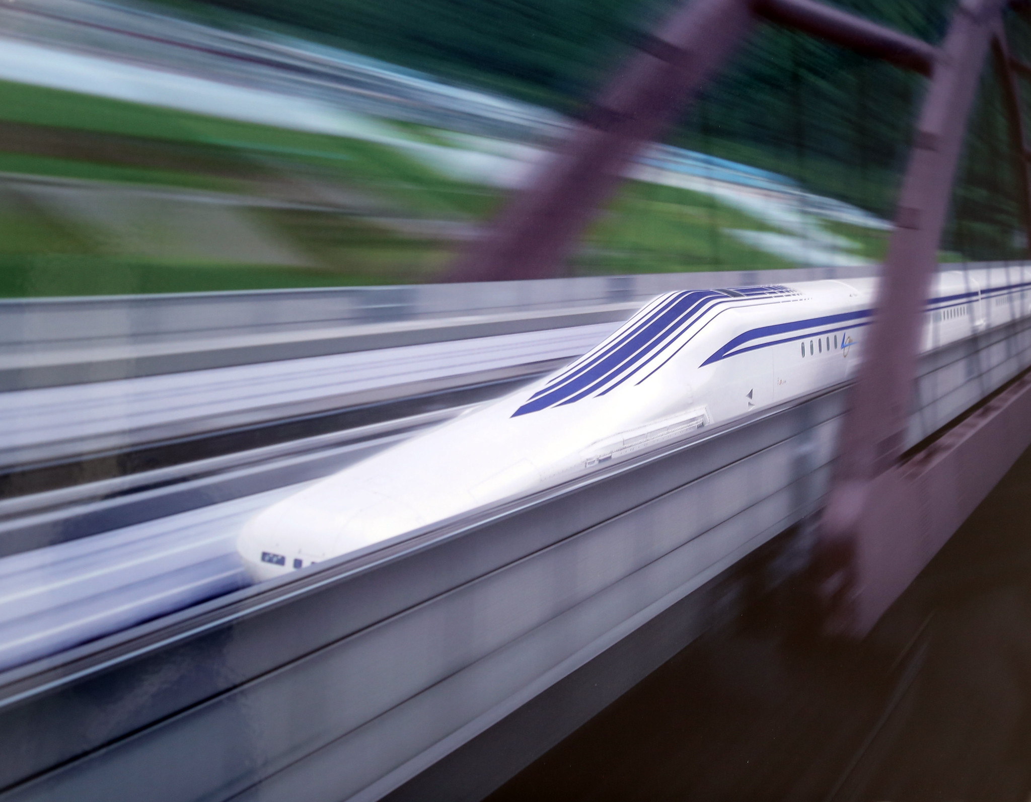 A test ride of Japan's SC Maglev train ("SC Maglev Test Ride" by Maryland GovPics / CC BY 2.0 via Wikimedia Commons)