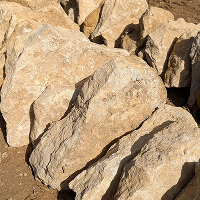 Limestone Cock n' Hen Coping