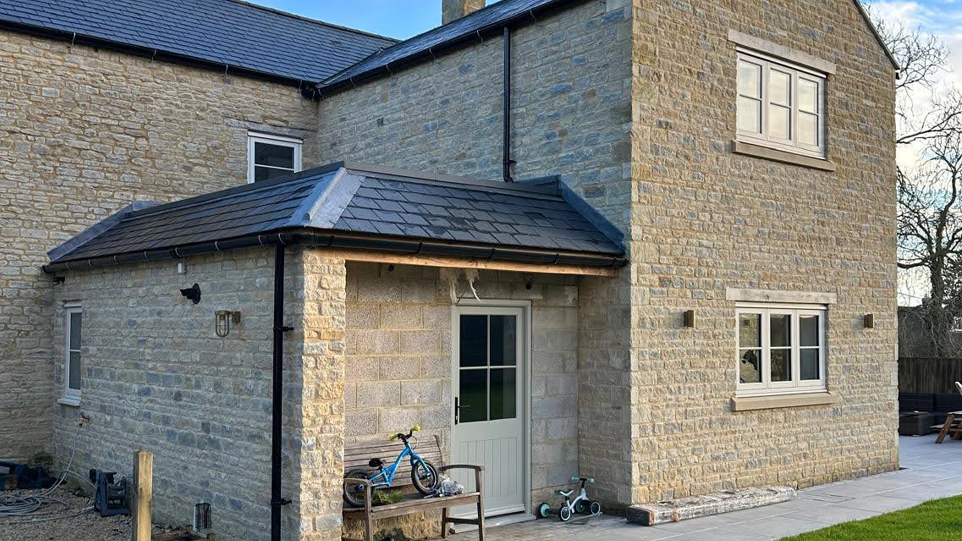 We supply a wide range of high-quality natural building materials, including building stone, walling stone, ironstone, limestone, coping stones, and bespoke architectural stonemasonry. Perfect for both traditional and modern projects, our materials combine durability, natural beauty, and character to enhance any construction or landscaping project.