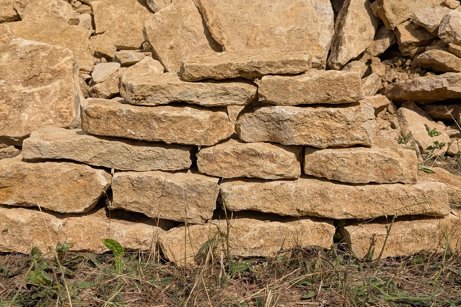 Blisworth walling stone, perfect for dry stone walling