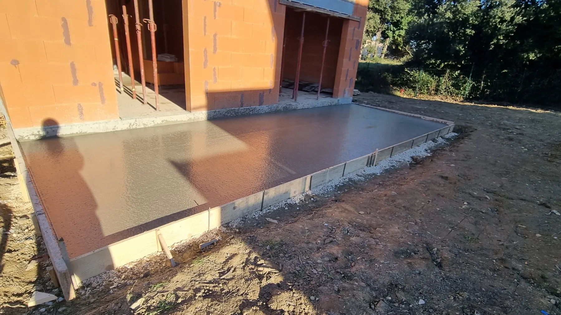 Dalle de terrasse en béton coulée