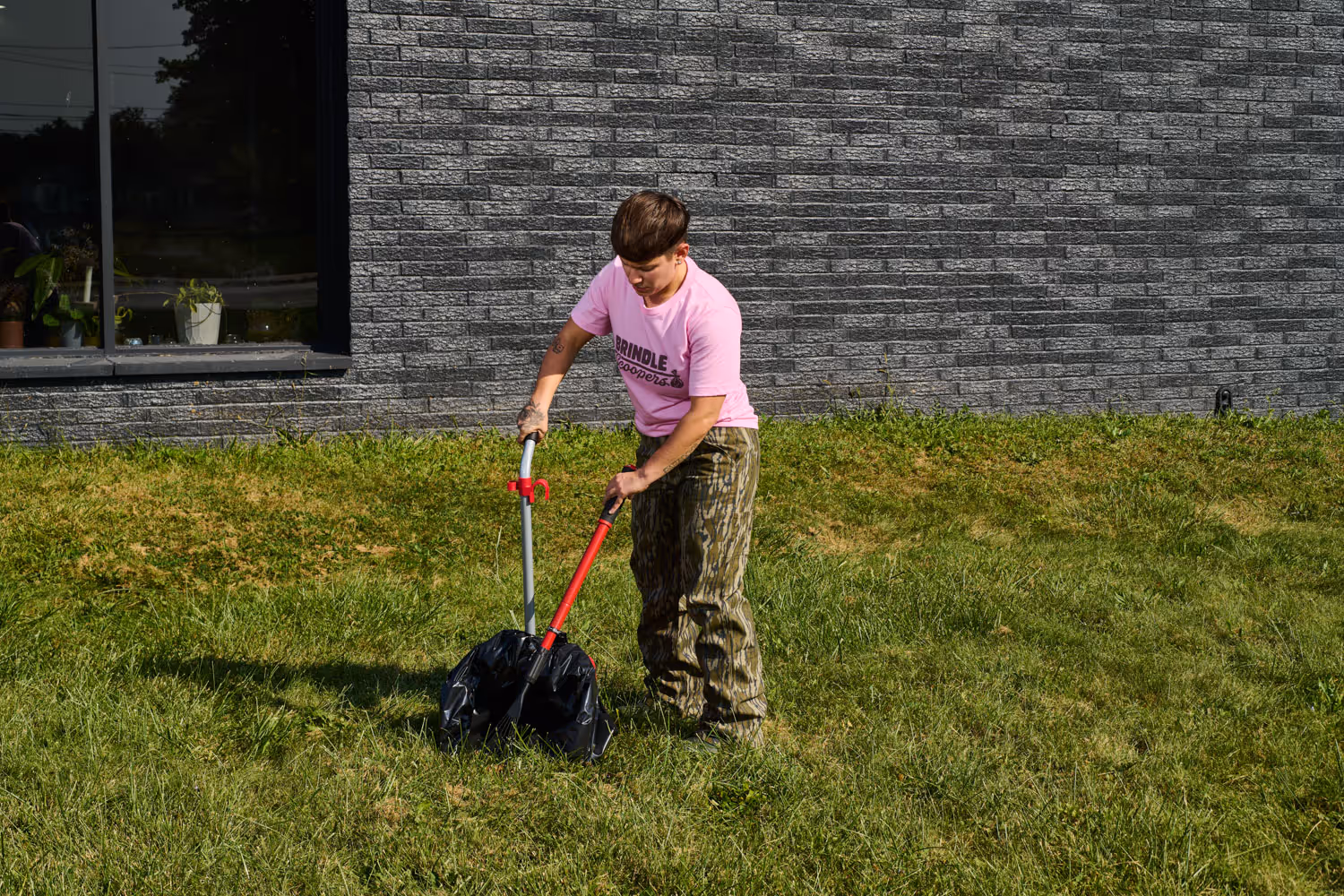 pooper scooper service in the lawn