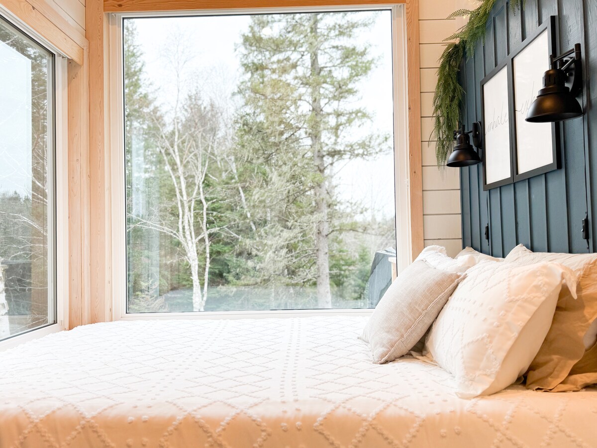 Eagle's Nest bedroom
