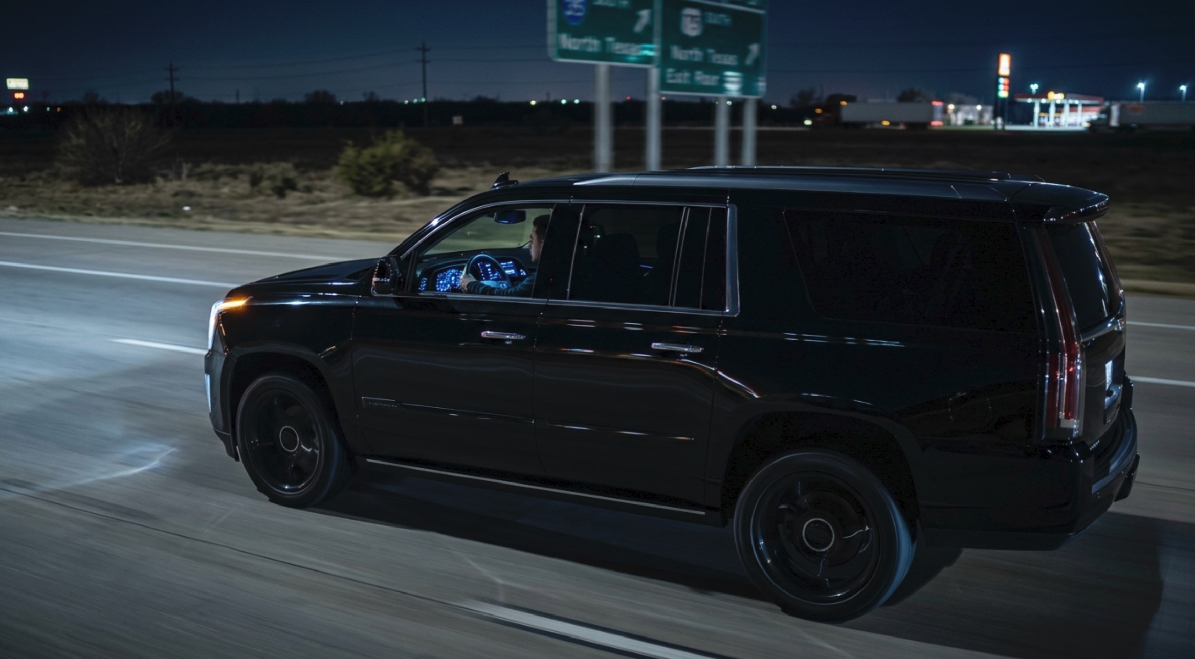 Can I Still See at Night on the Roads With Tinted Windows?