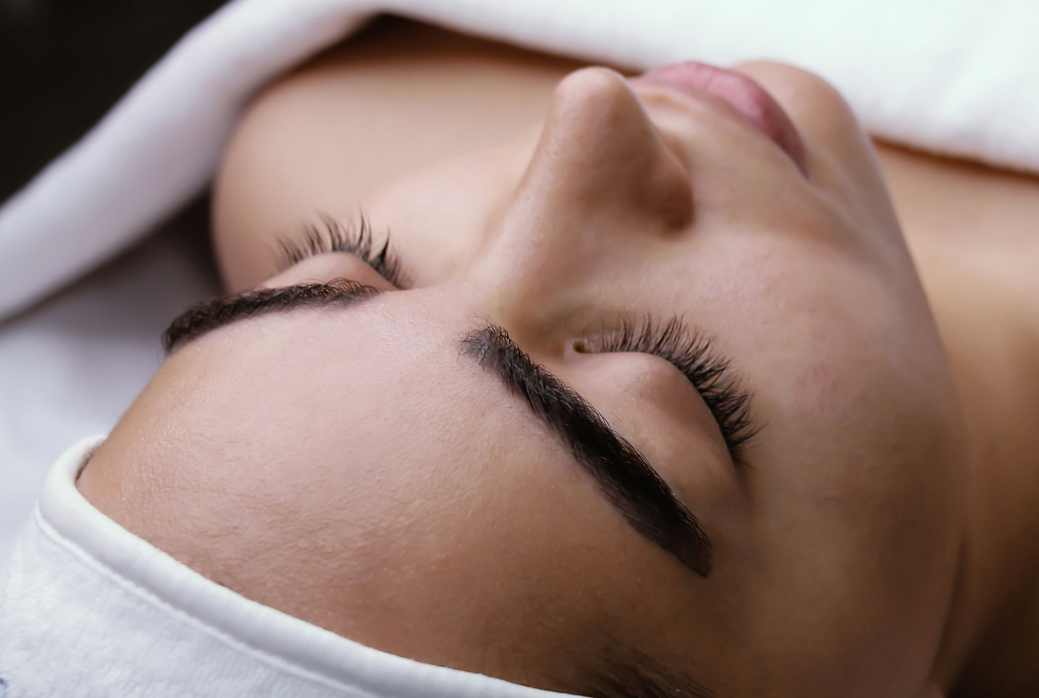 women laying down relaxed
