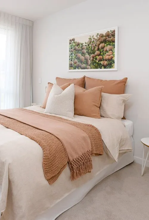 Harlow interior bedroom.