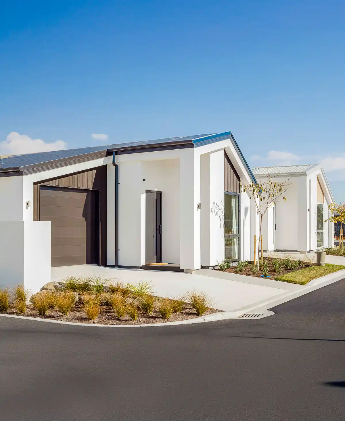 The mainland west villa with nice landscaping at harlow rangiora