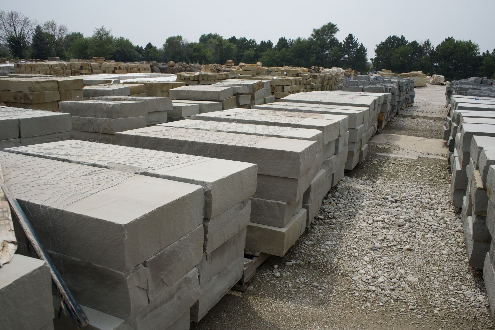 Sawn Top & Bottom Blue Sandstone 4'