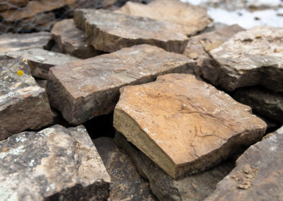 Moss Rock Builders 3 - 5"