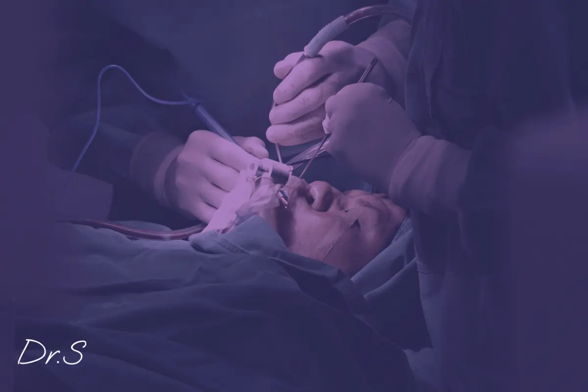 Chirurgien oral ou stomatologue : comment choisir le bon spécialiste ?