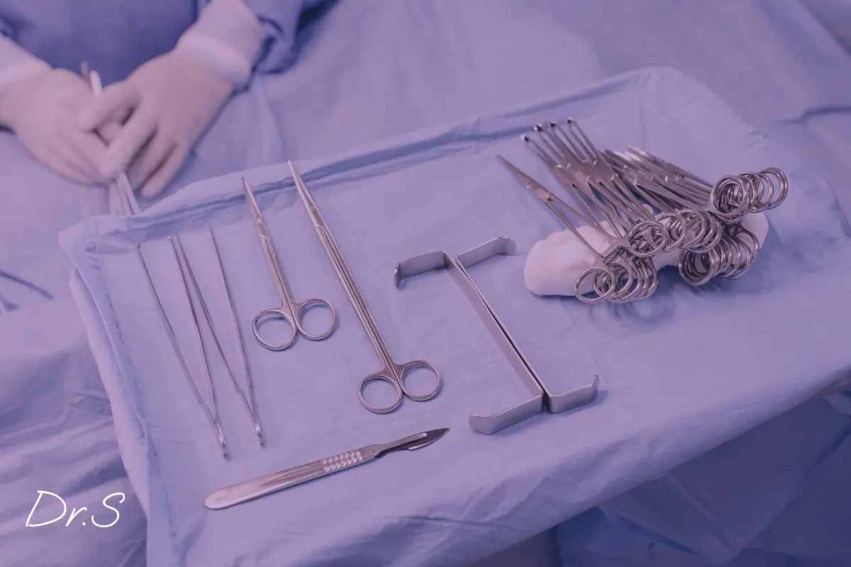 Consultation chez un stomatologue pour une dent de sagesse