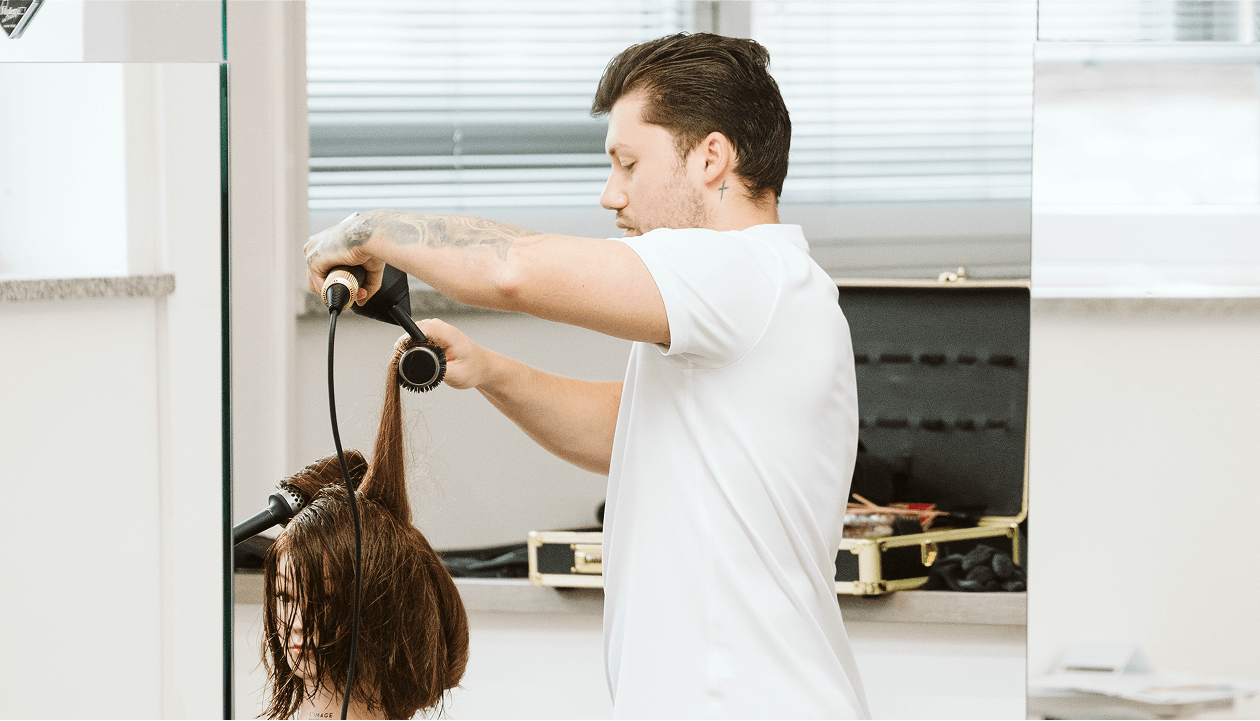 Impression aus dem Meisterkurs Kosmetik an der Deutschen Friseurakademie