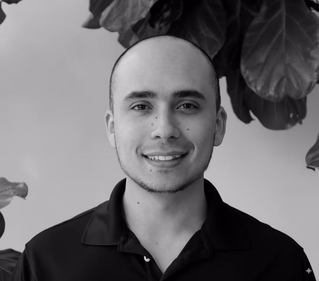 Profile picture of designer Carlos