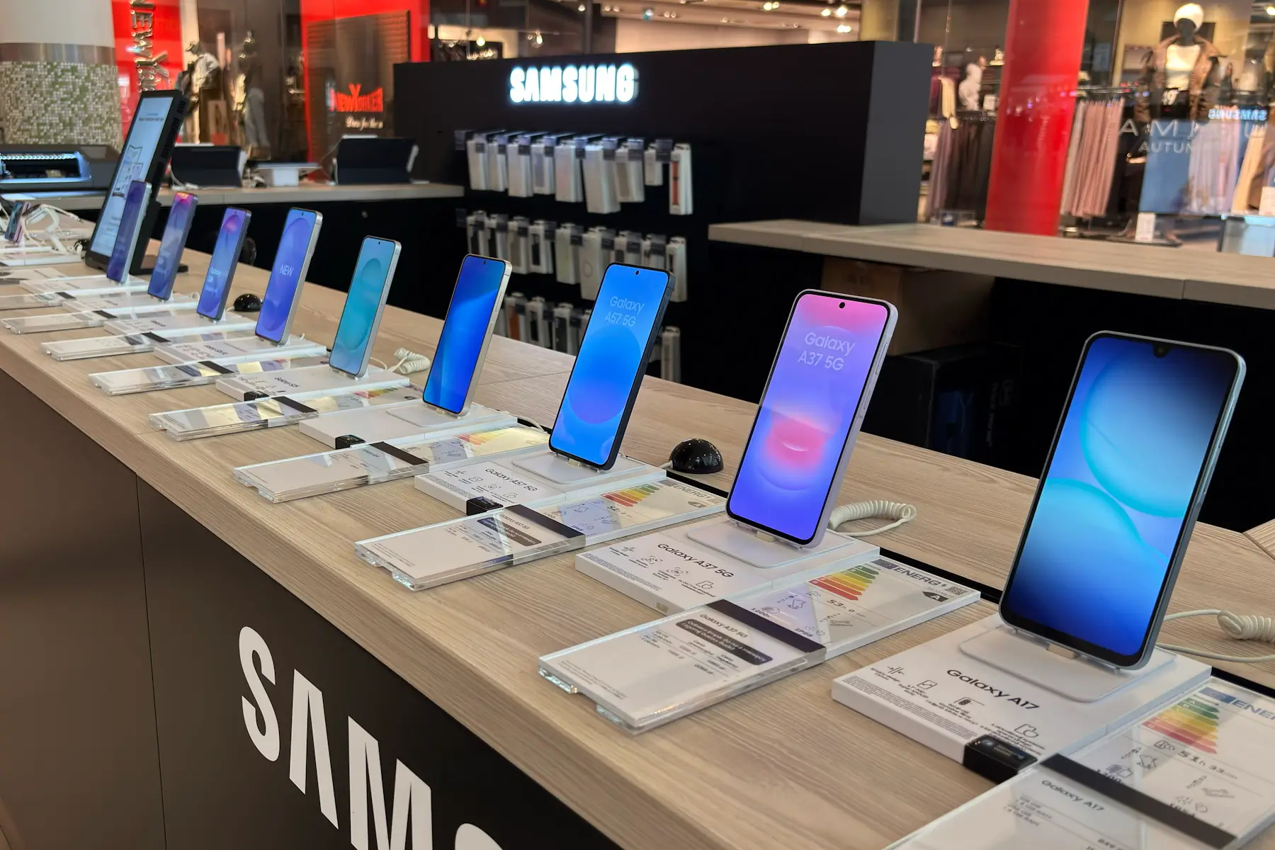 Samsung Galaxy smartphones on display at a SAMSUNG Experience POP-UP Store run by ROLV Media-Retail