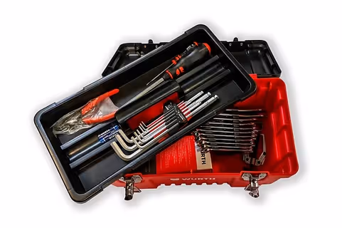 Kutija sa raznovrsnim alatima je neophodna za održavanje vašeg robota