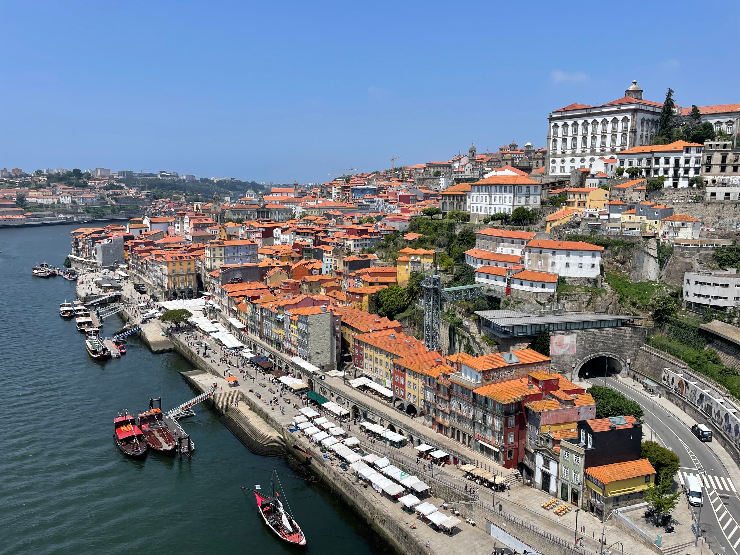 Altstadt von Porto am Douro, Portugal