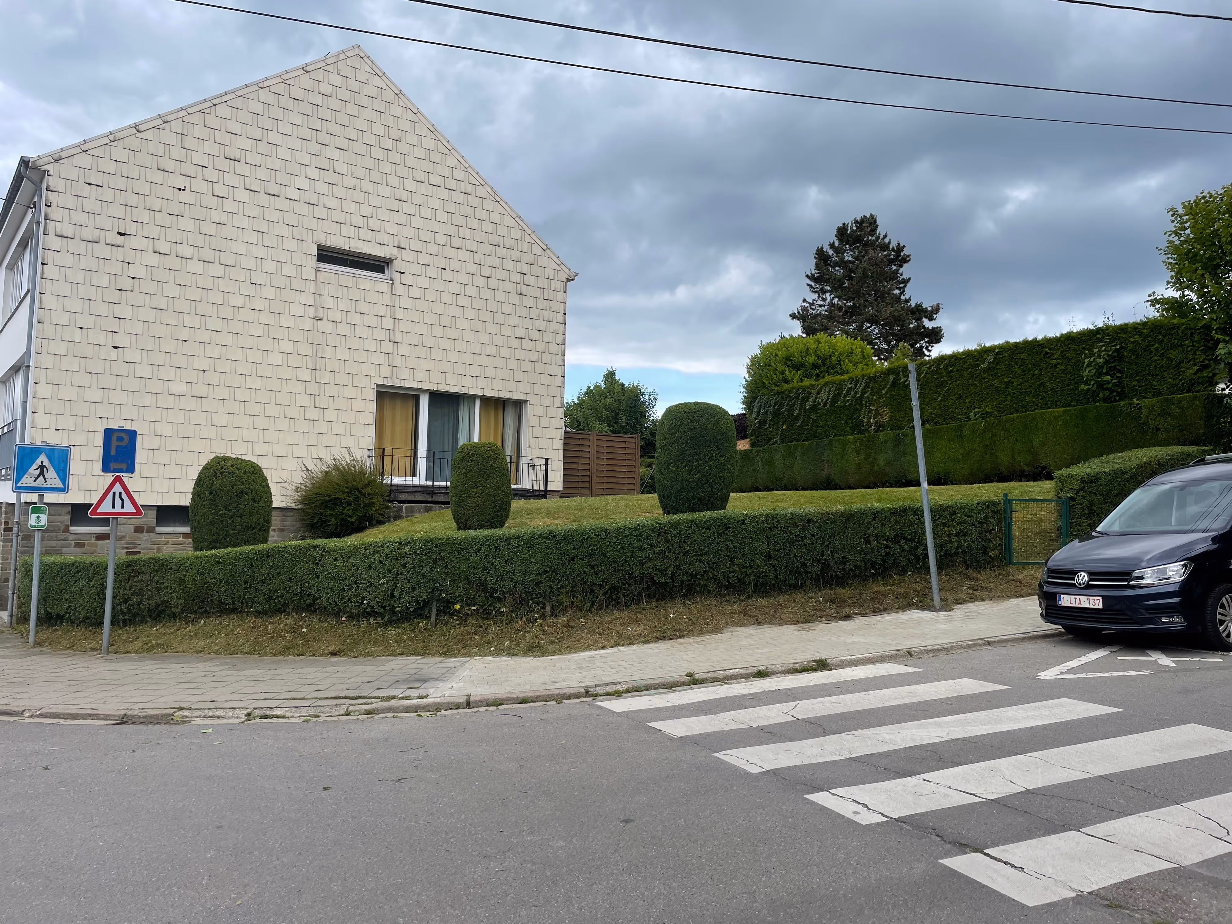 Photo d'un jardin bien entretenu par Brovert