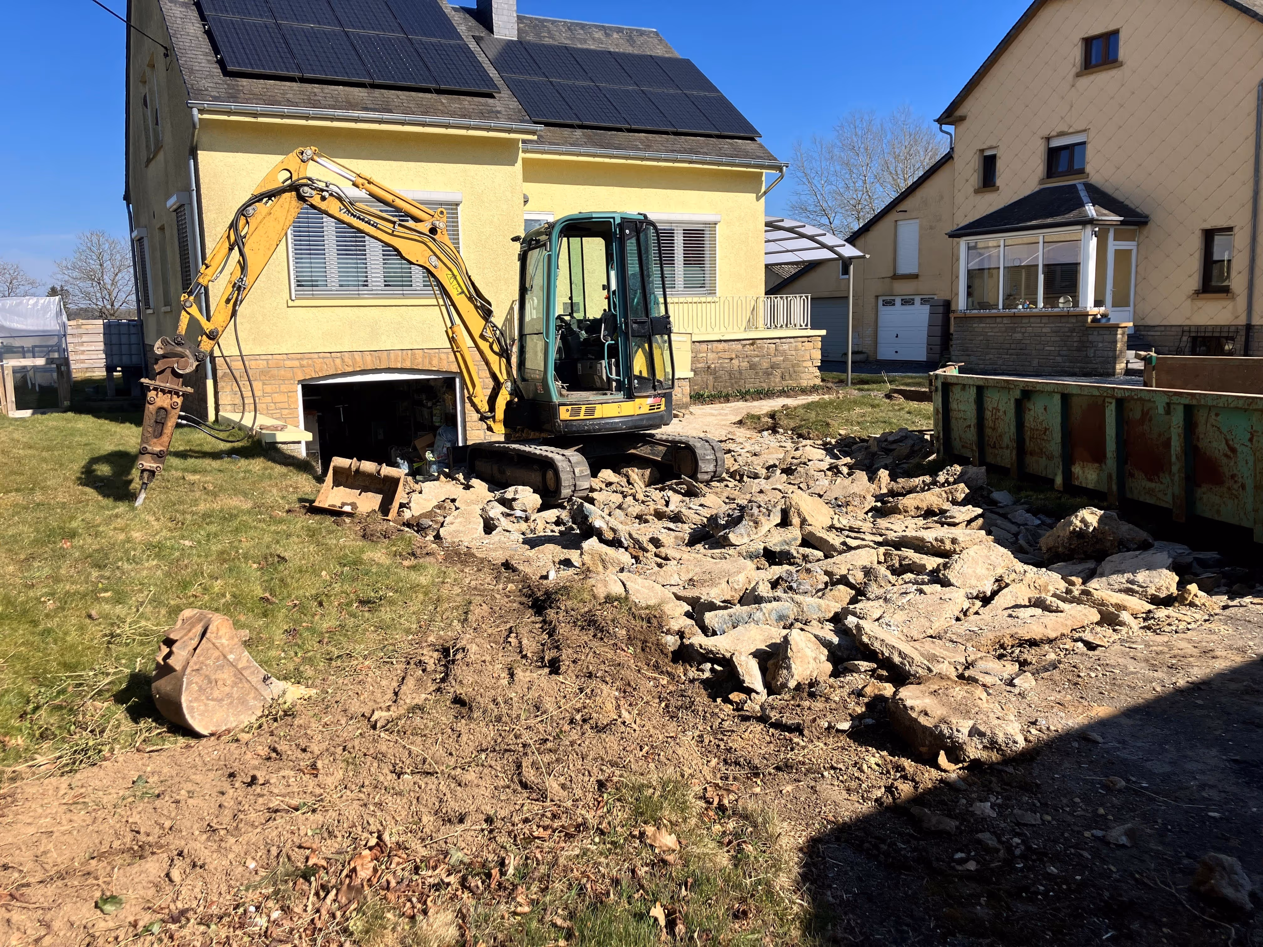 Démolition d'un avant de maison fait par Brovert