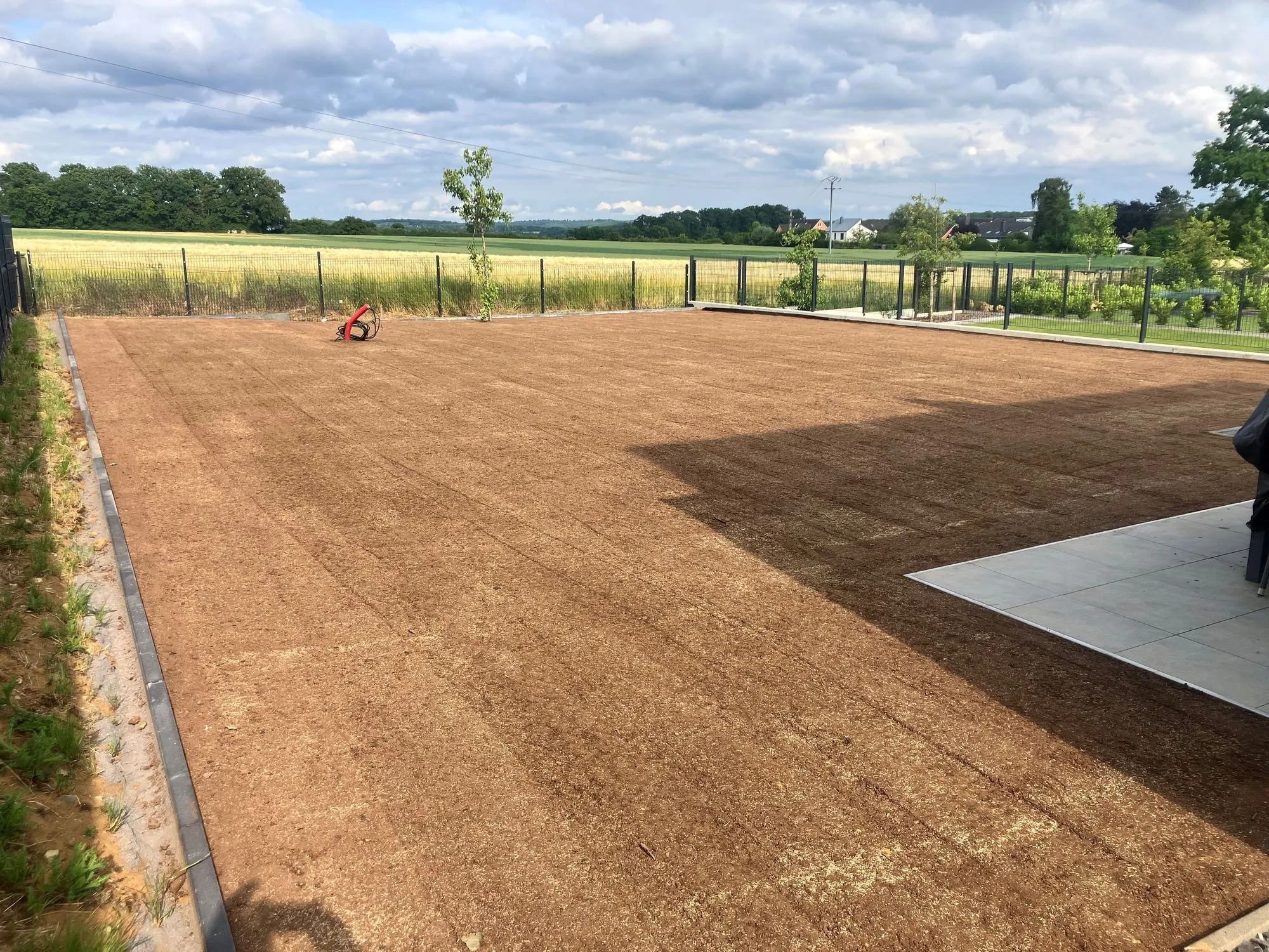 Aménagement de la préparation du gazon fait par Brovert