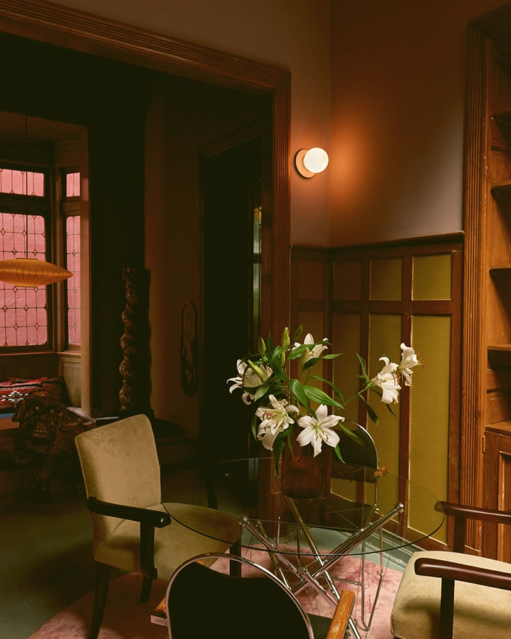 habitacion-cama-sala-lamparas