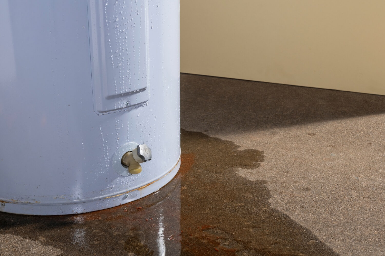 Signs you need Water Heater Replacement in Lakeway, TX