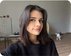 Sarah Assistante manager 