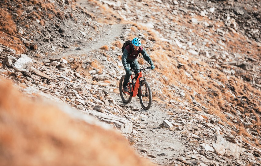 A long traverse on rocky, undulating singletrack in Val d'Anniviers