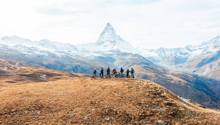 Mountain bikers admiring the Matterhorn
