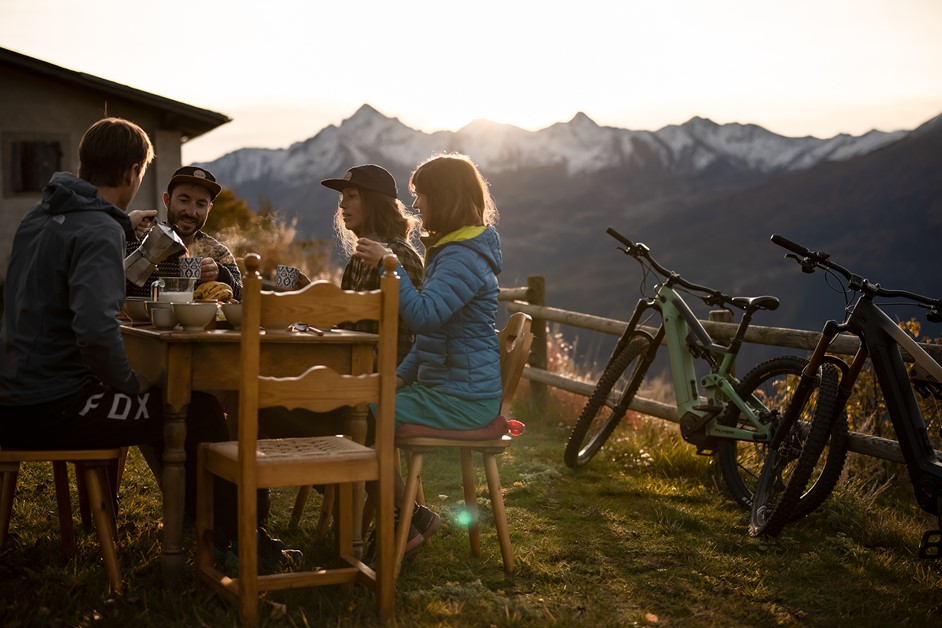 Breakfast with a view on the 3 Countries Haute Route