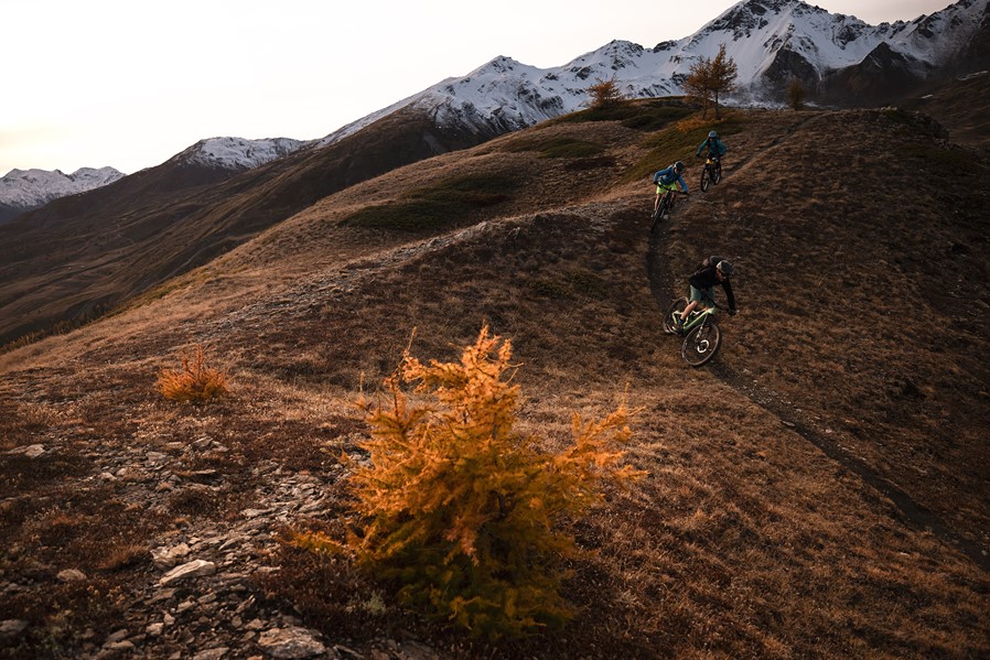 Mountain biking on the best trails of Europe (through Italy, Switzerland and France)