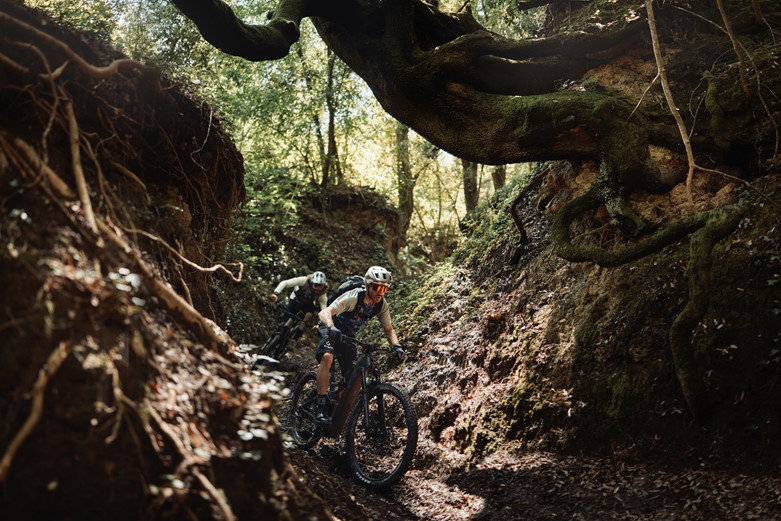 Riding down the mythical Canyon trail in Massa Maritima